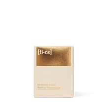 Laden Sie das Bild in den Galerie-Viewer, Fine Deo Vetiver Geranium Glas 30gr Deo ohne Alu Die Hautfee